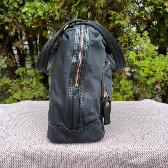 Kipling Linza 15" Laptop Shoulder Bag in Rose Black - Picture 5 of 10